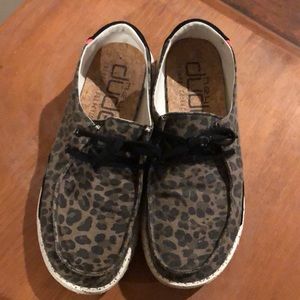 Hey dude shoes